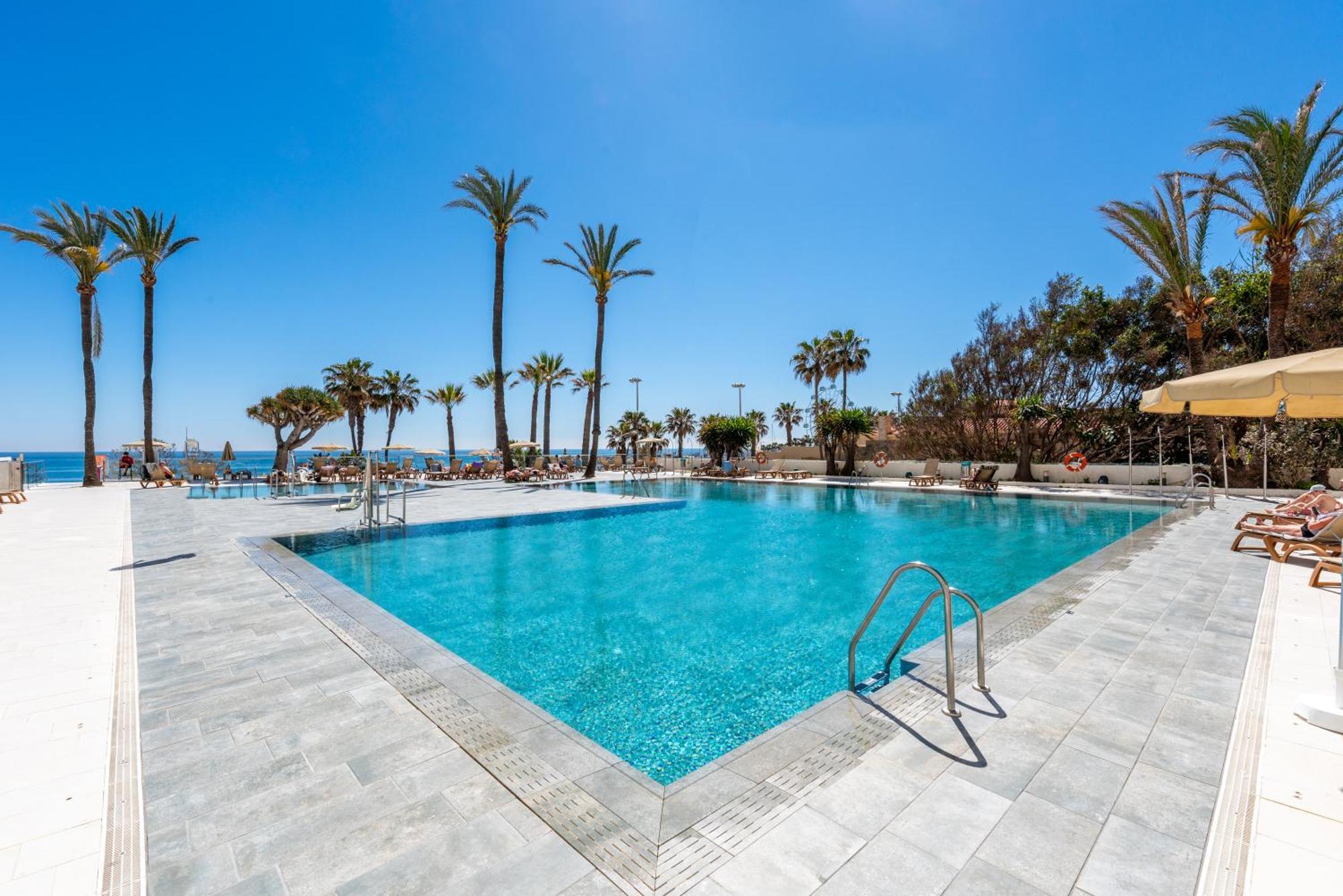Wintowinrentals Executive Apt In Ocean House Complex Торремолінос Екстер'єр фото