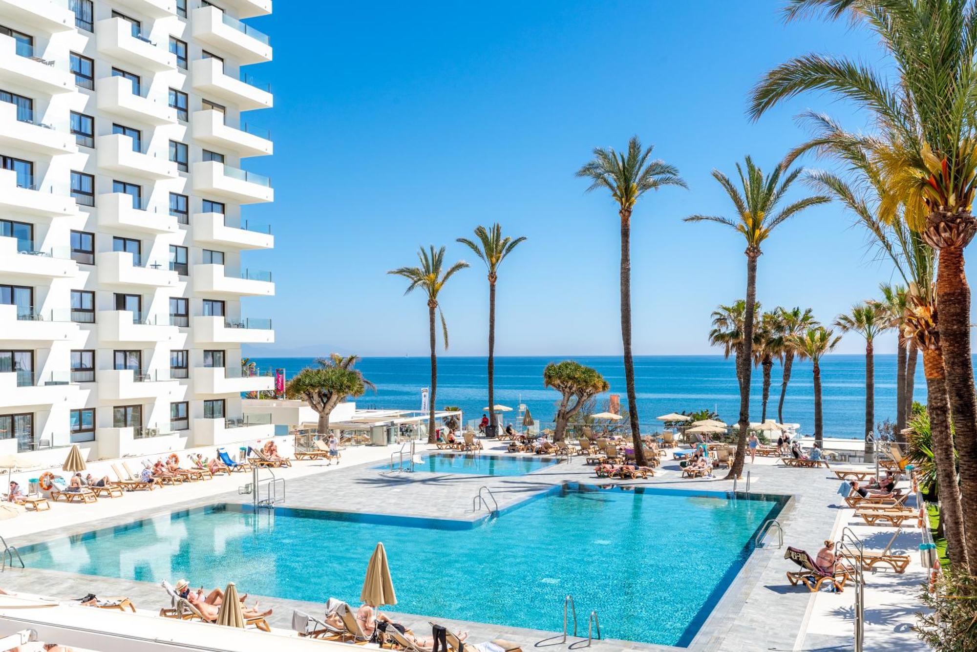 Wintowinrentals Executive Apt In Ocean House Complex Торремолінос Екстер'єр фото